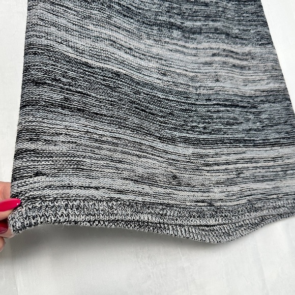 NWT LOFT Mini Sweater Skirt Marled Gray Ombré Stretchy Knit Sz Small - Picture 8 of 14